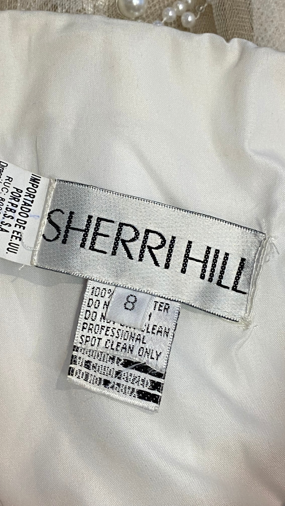 Vestido Largo con Apliques Sherri Hill (Talle 8)