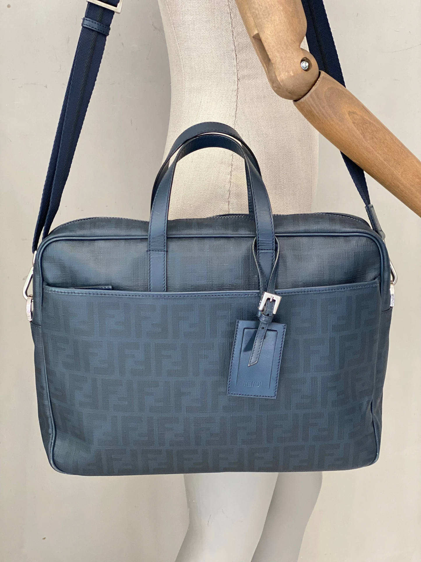 Maletín de Cuero Fendi