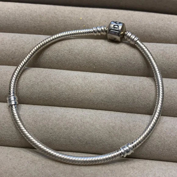 Pulsera Pandora Moments 20 cm