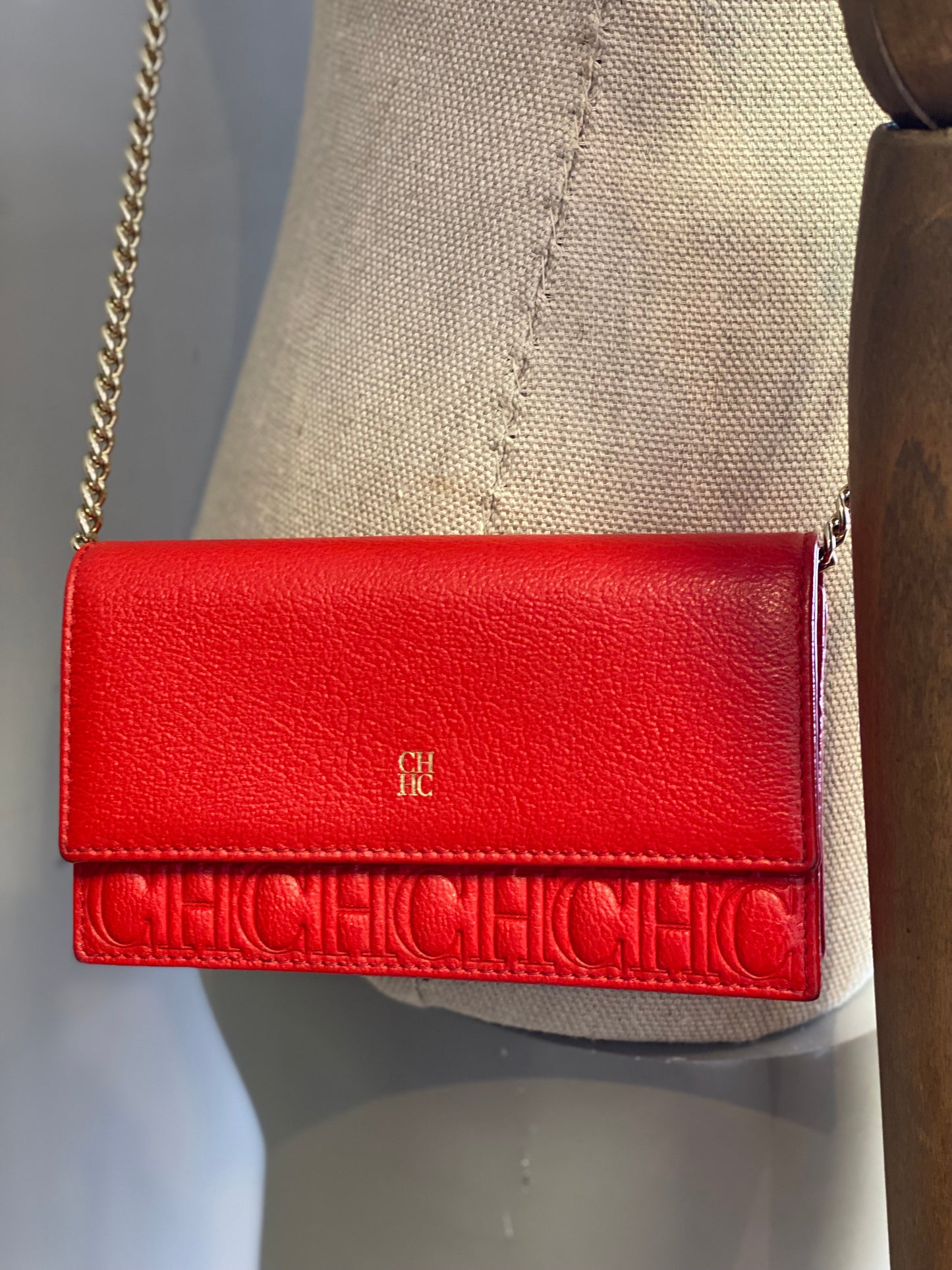 Mini Bandolera Carolina Herrera Wallet on Chain