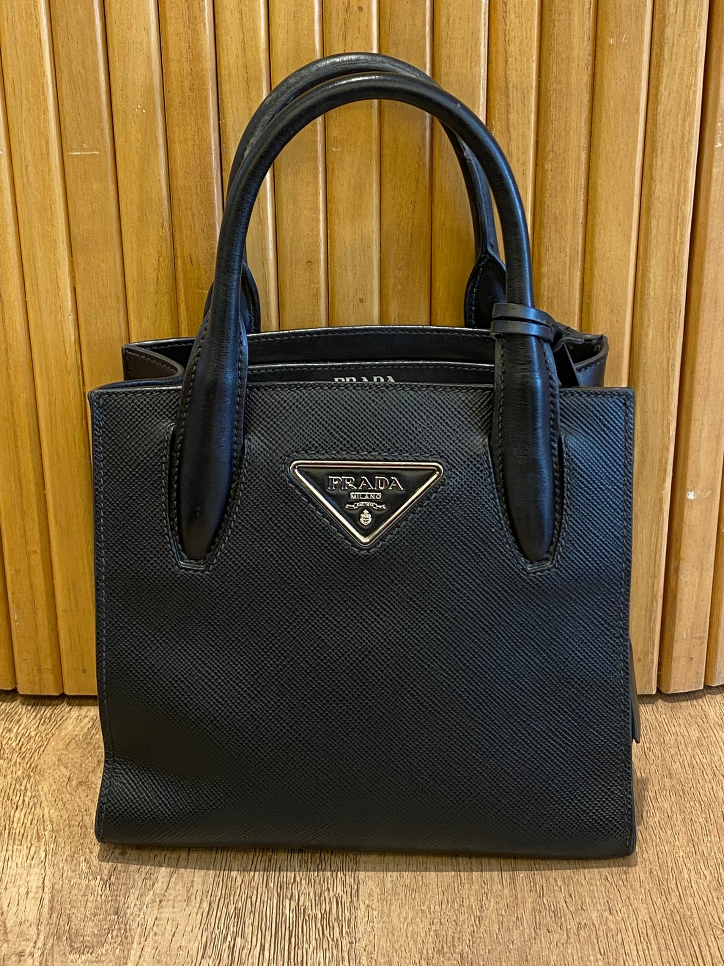 Mini Bolso Prada Saffiano Kristen