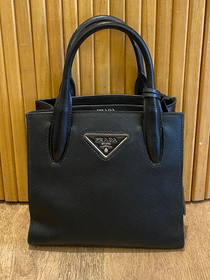 Mini Bolso Prada Saffiano Kristen