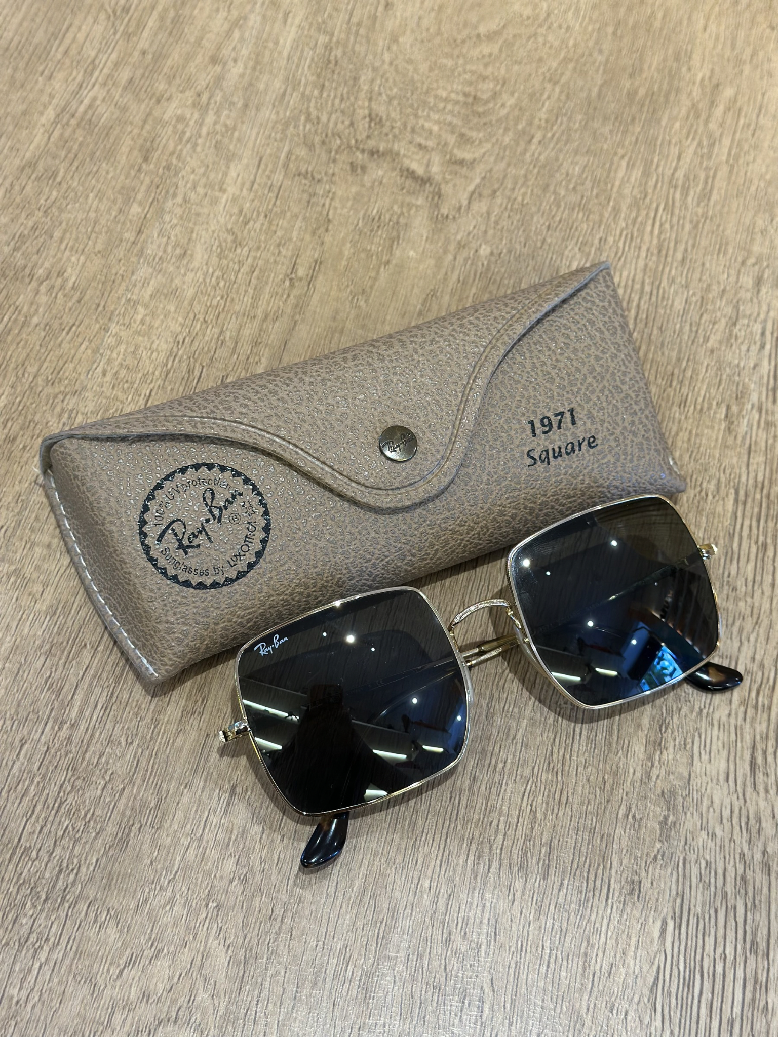 Lente de Sol Ray-Ban RB1971 Square