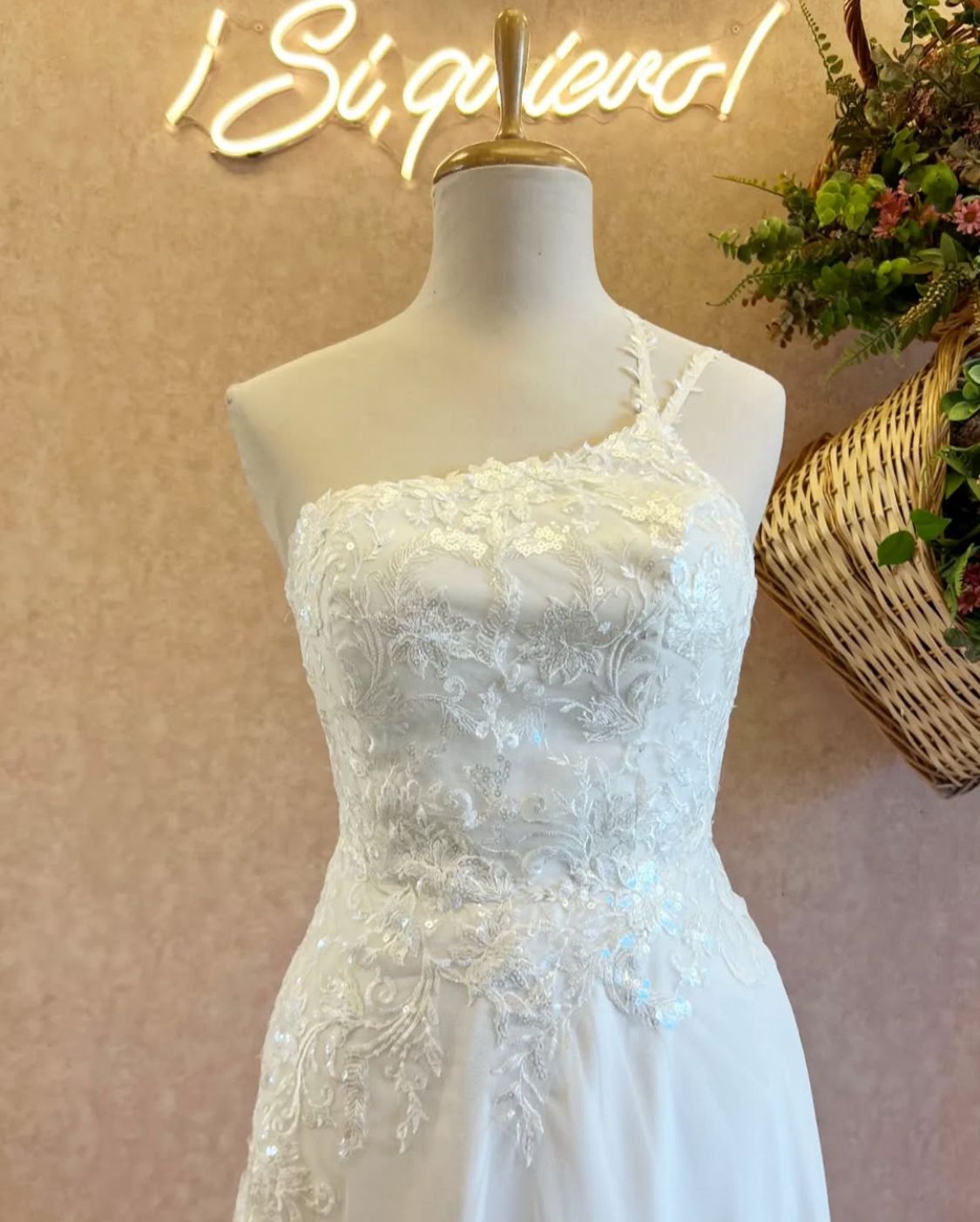 Vestido de novia Ocre Bridal (Talle M)