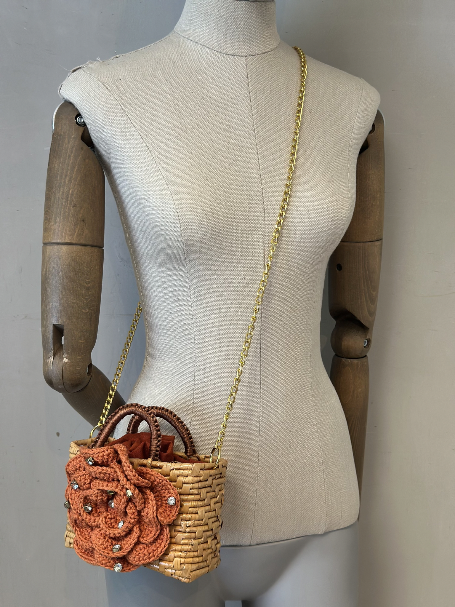Mini Bolso Cristina Sabatini Crochet Flower Trunk Brown