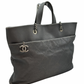 Cartera Chanel Timeless CC Charm Tote Bag