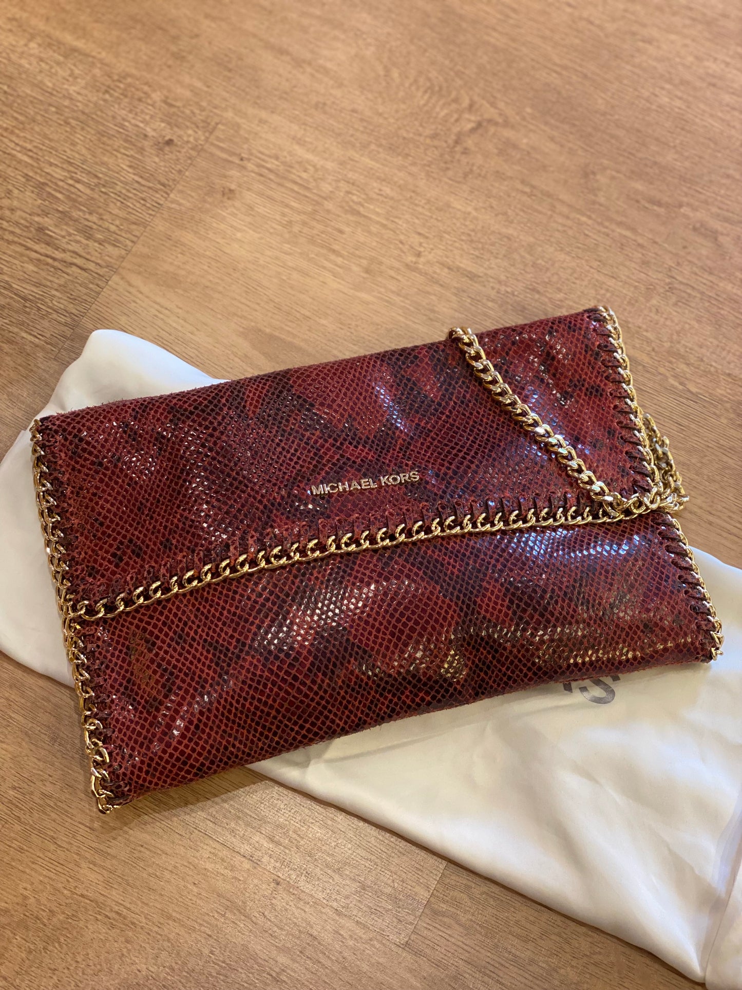 Cartera Michael Kors Chelsea Python