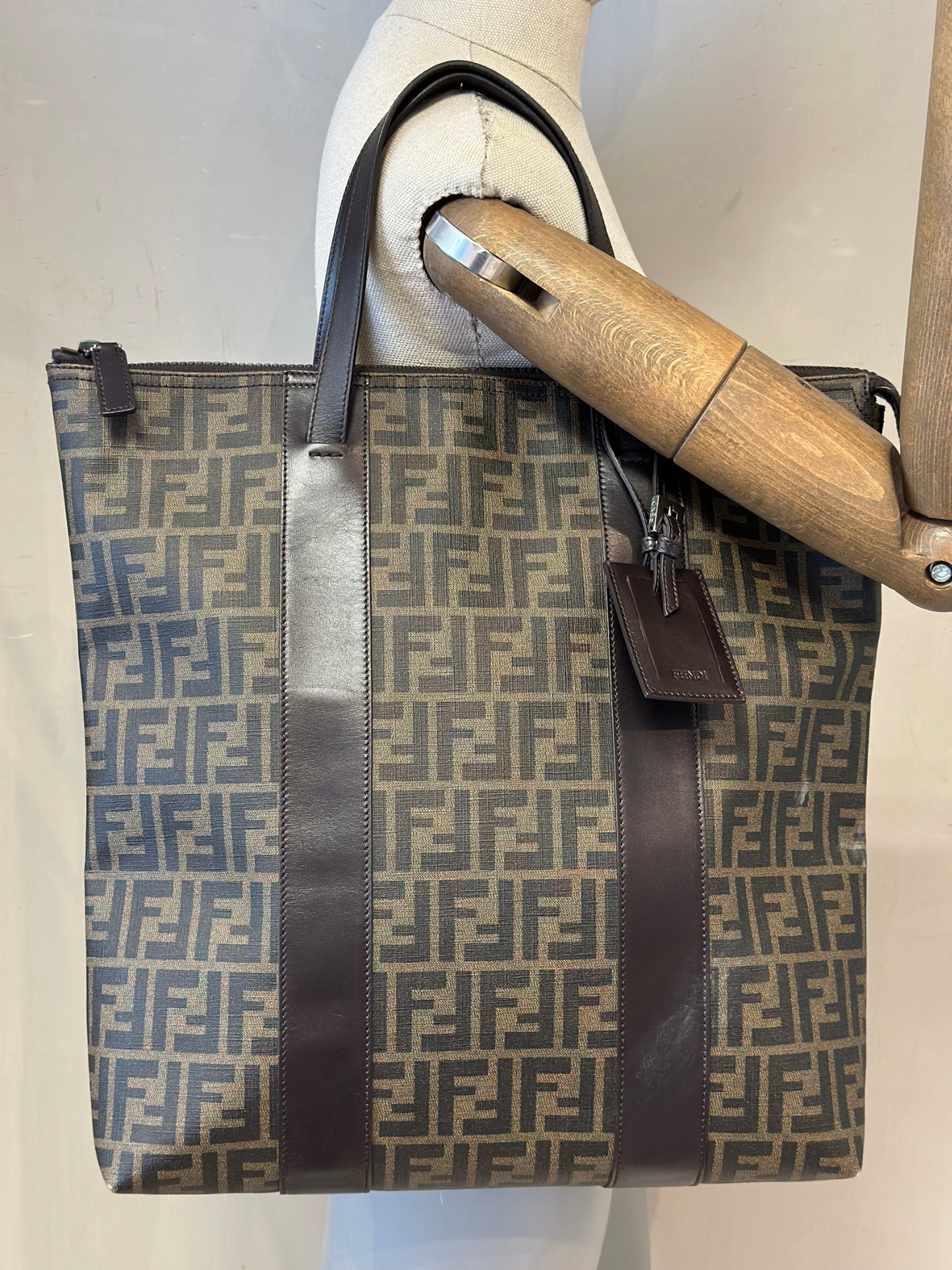 Bolso Tote Bag Fendi Zucca Spalmati
