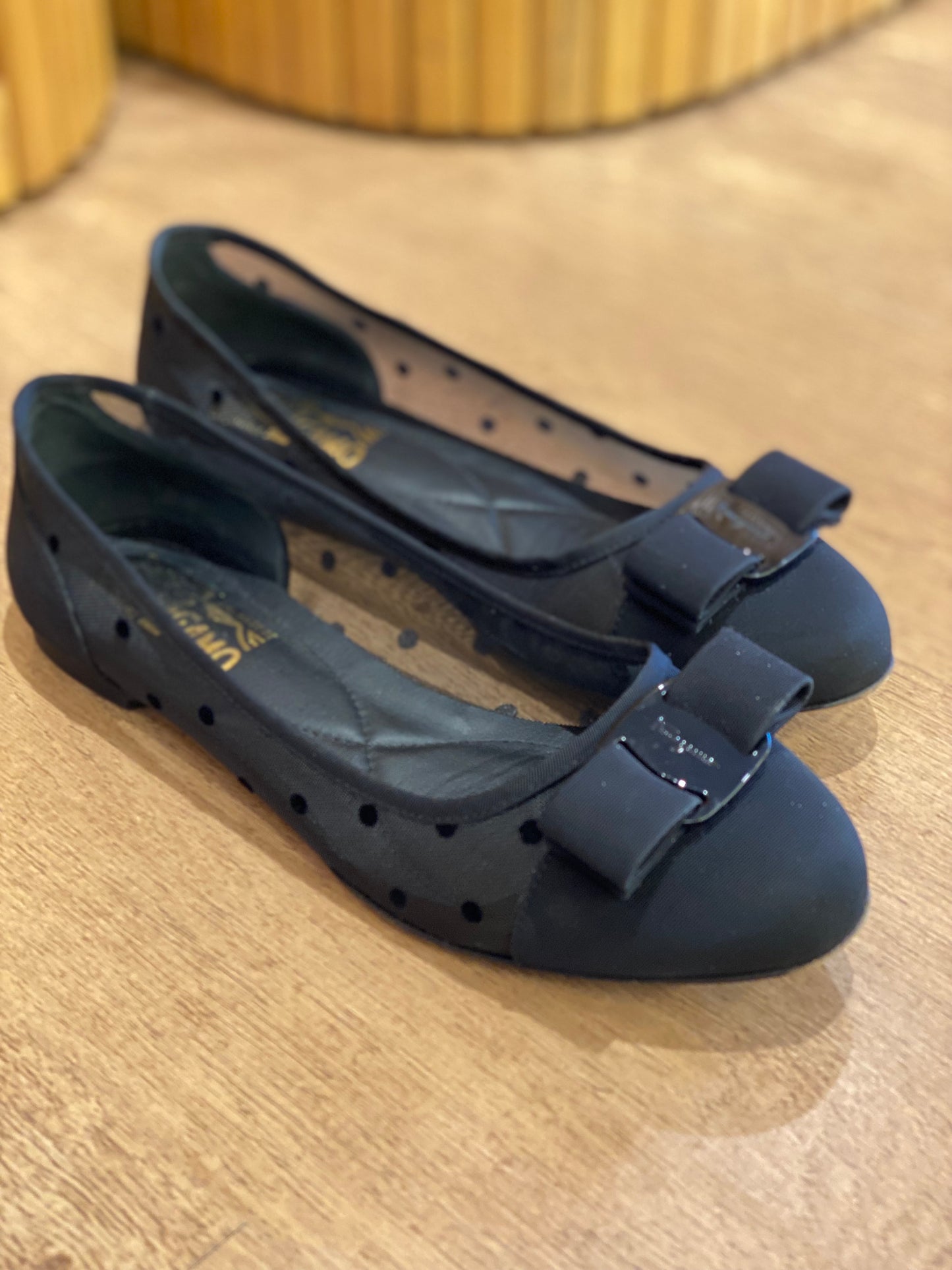 Chatita Salvatore Ferragamo Varina Dots (36)