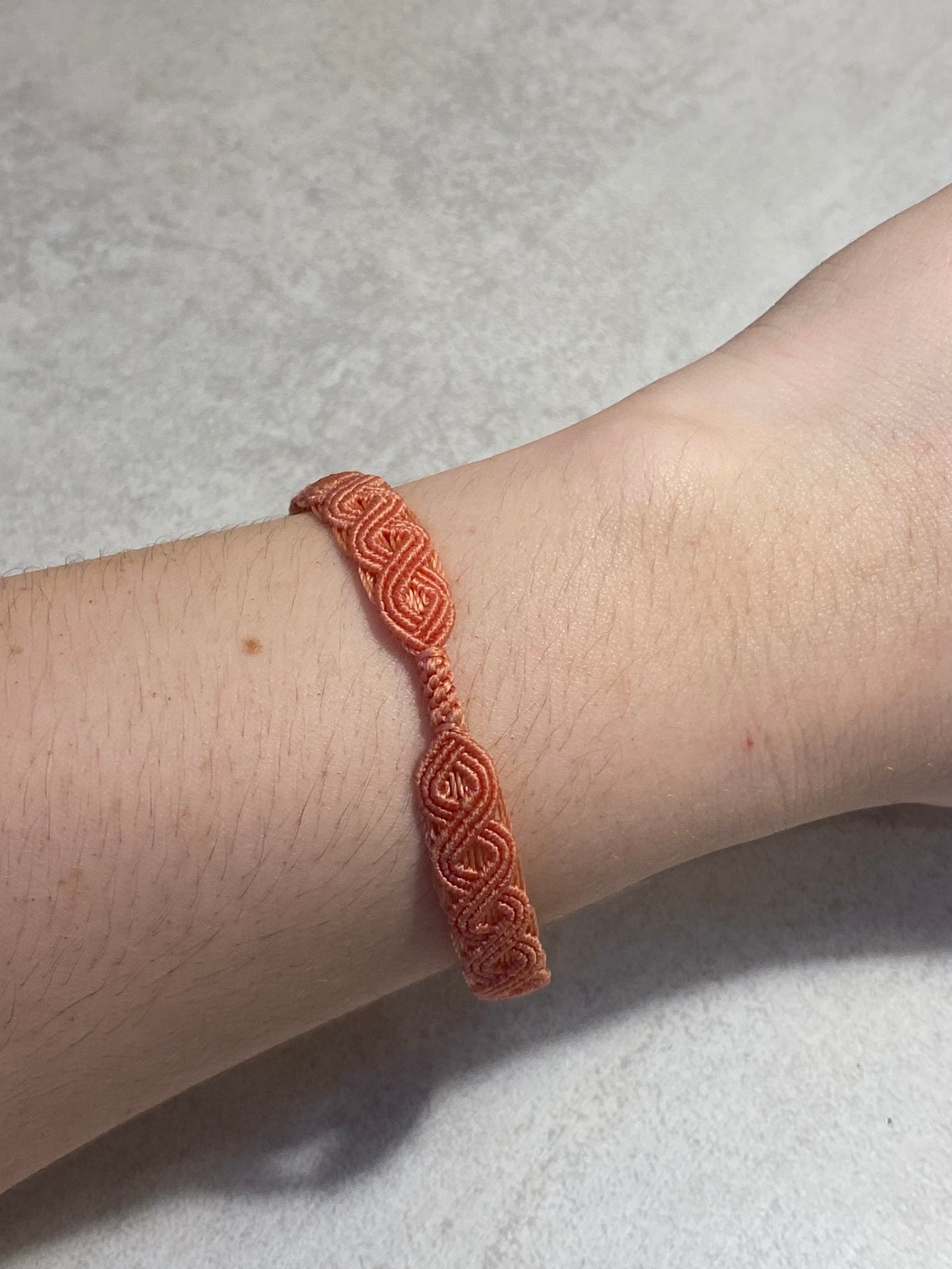 Pulsera Pandora de Macrame Salmon