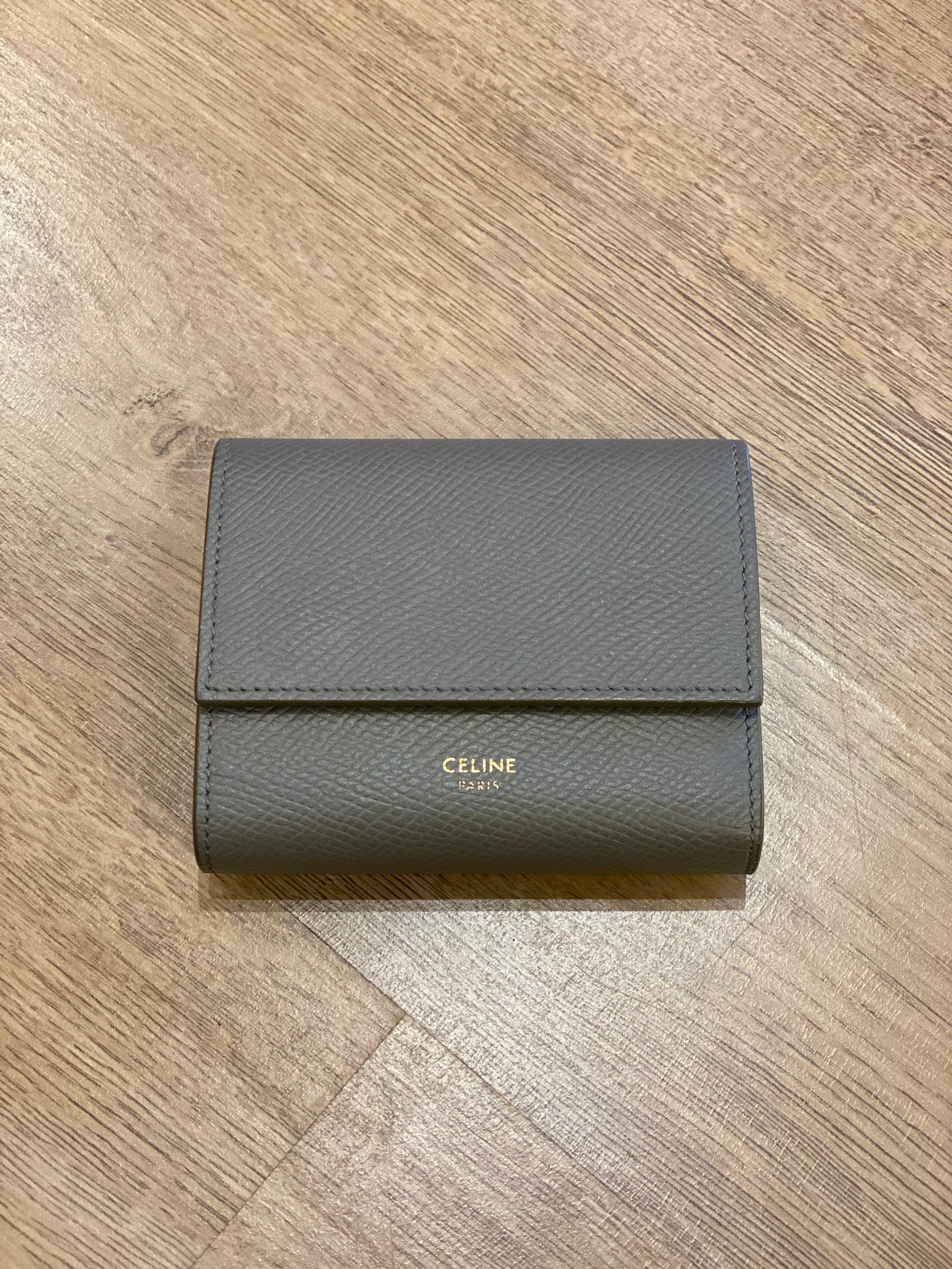 Billetera Celine Trifold