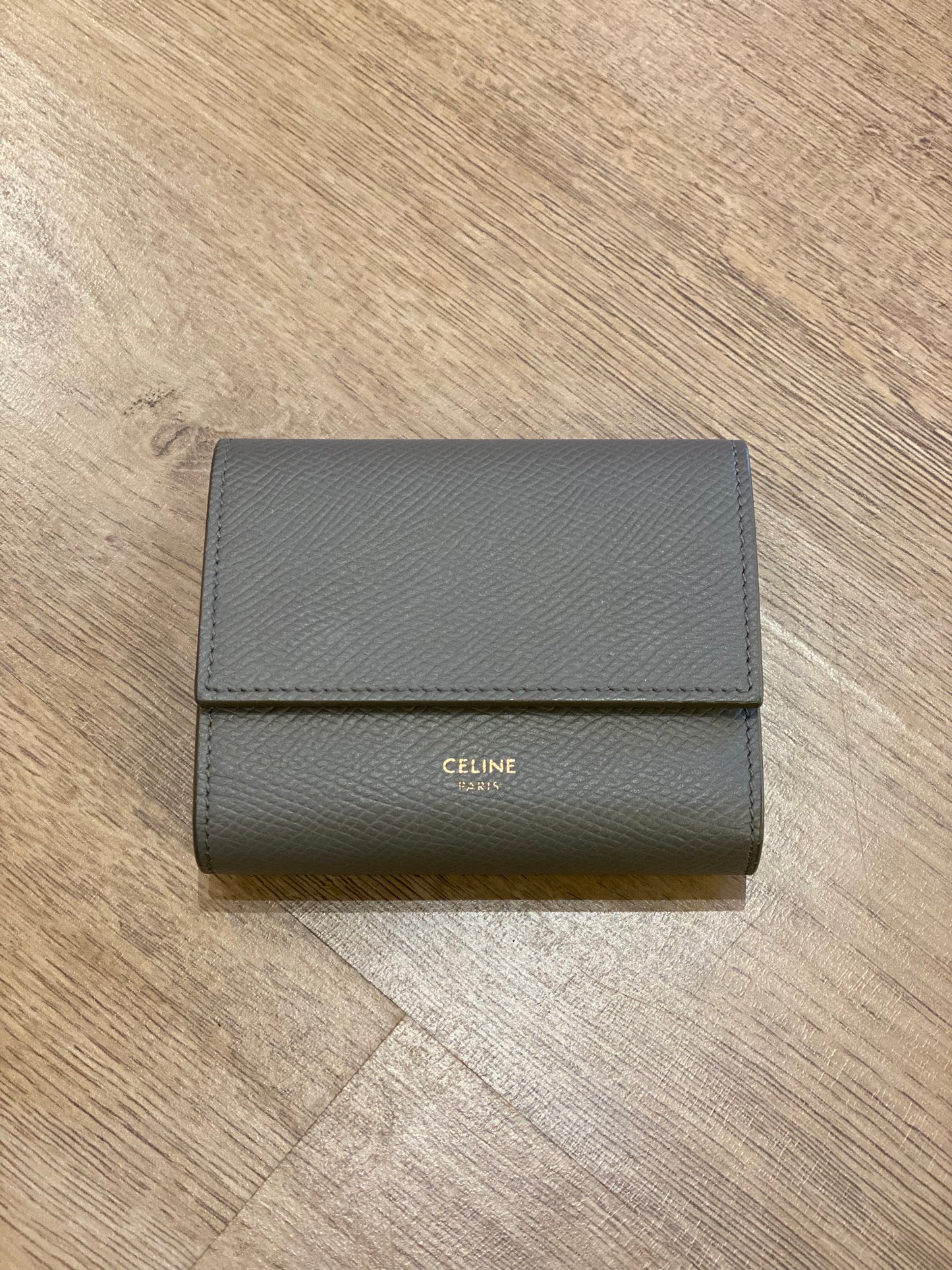 Billetera Celine Trifold