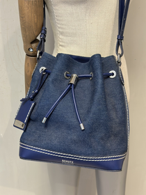 Cartera Azul Schutz Bucket Bag