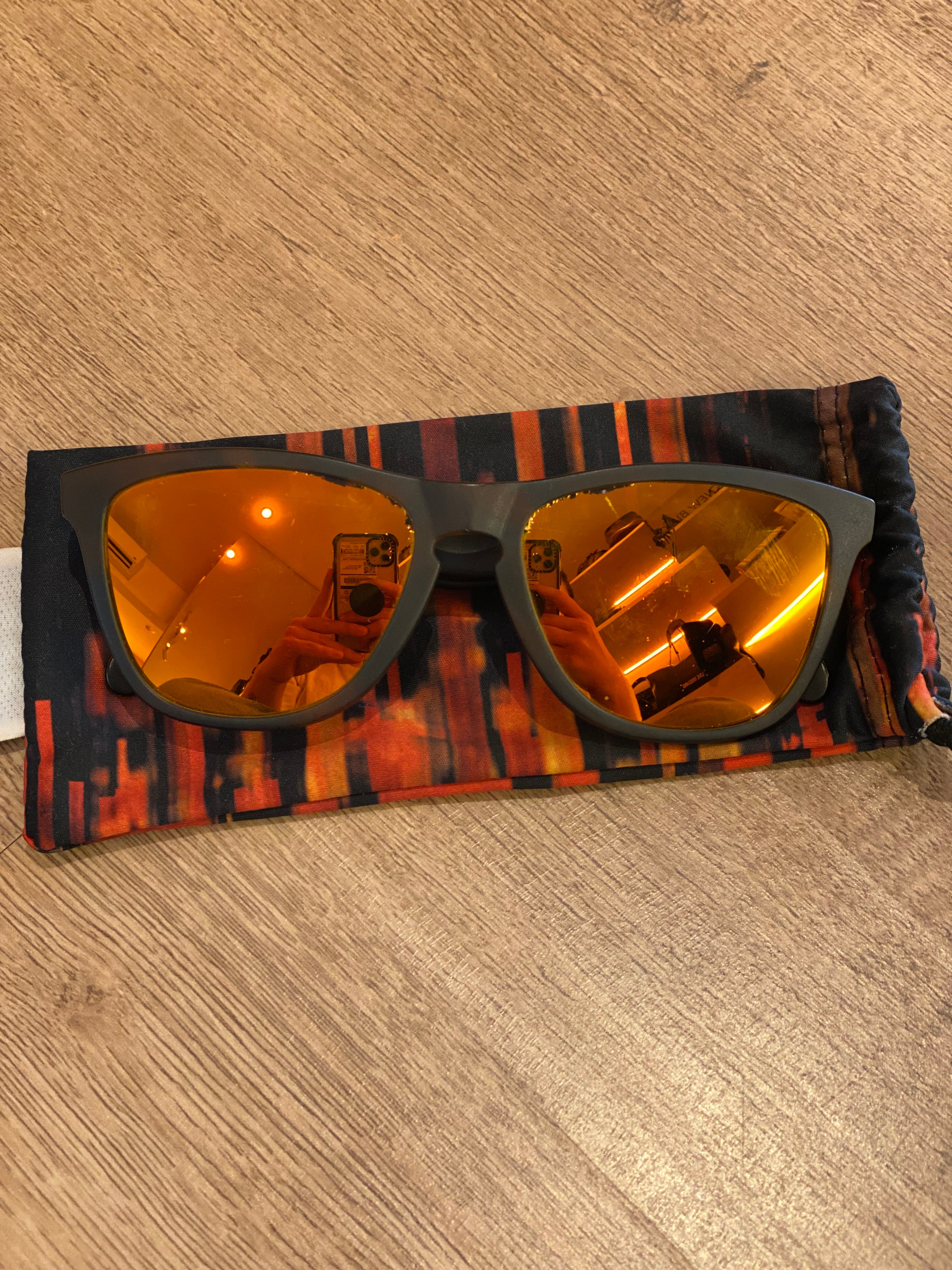 ⁠Lente de Sol Oakley Frogskins