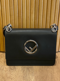 Bolso Negro Fendi Kan I