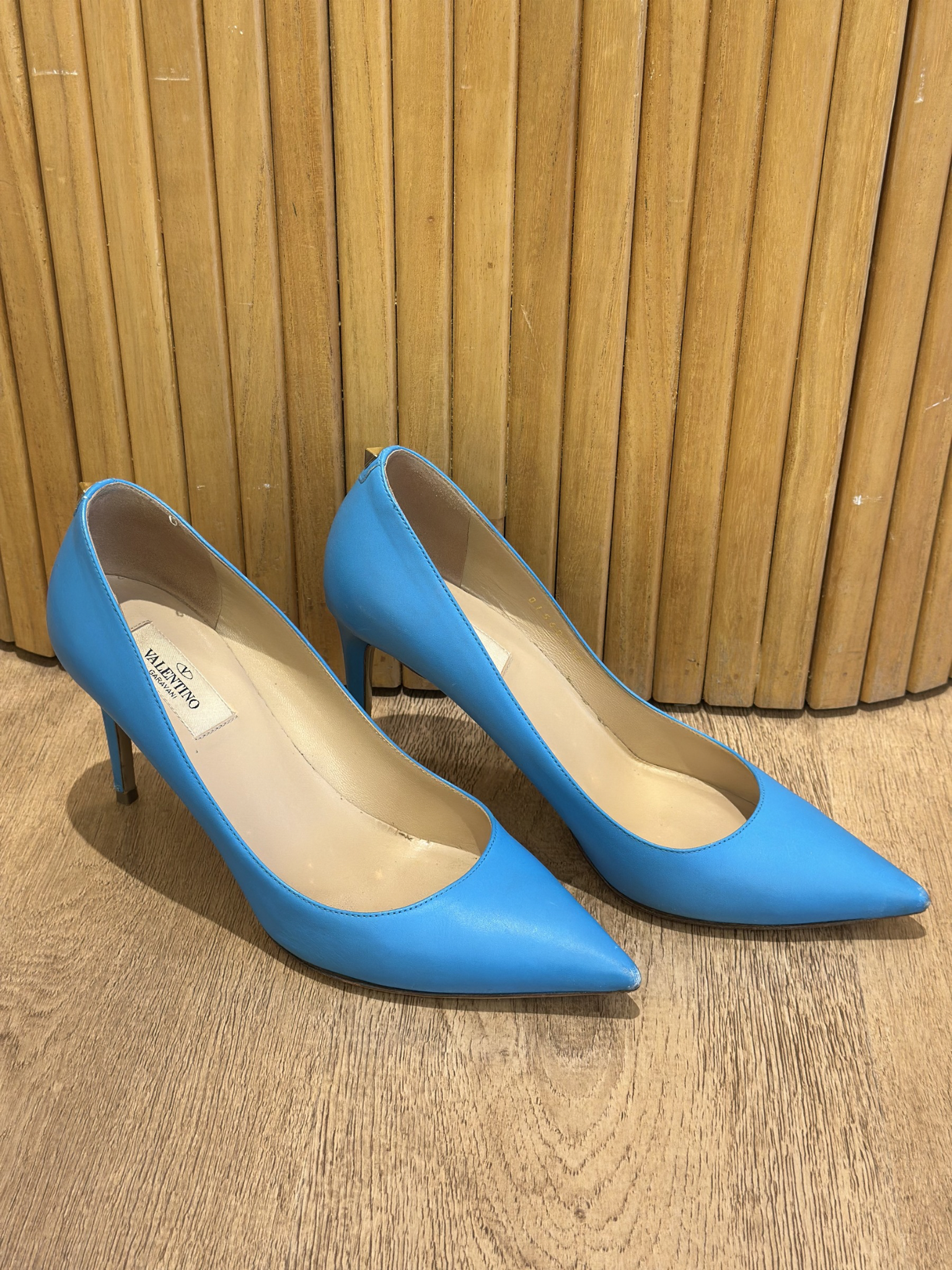 Pumps Celestes Valentino Garavani Rockstud 85 (39)