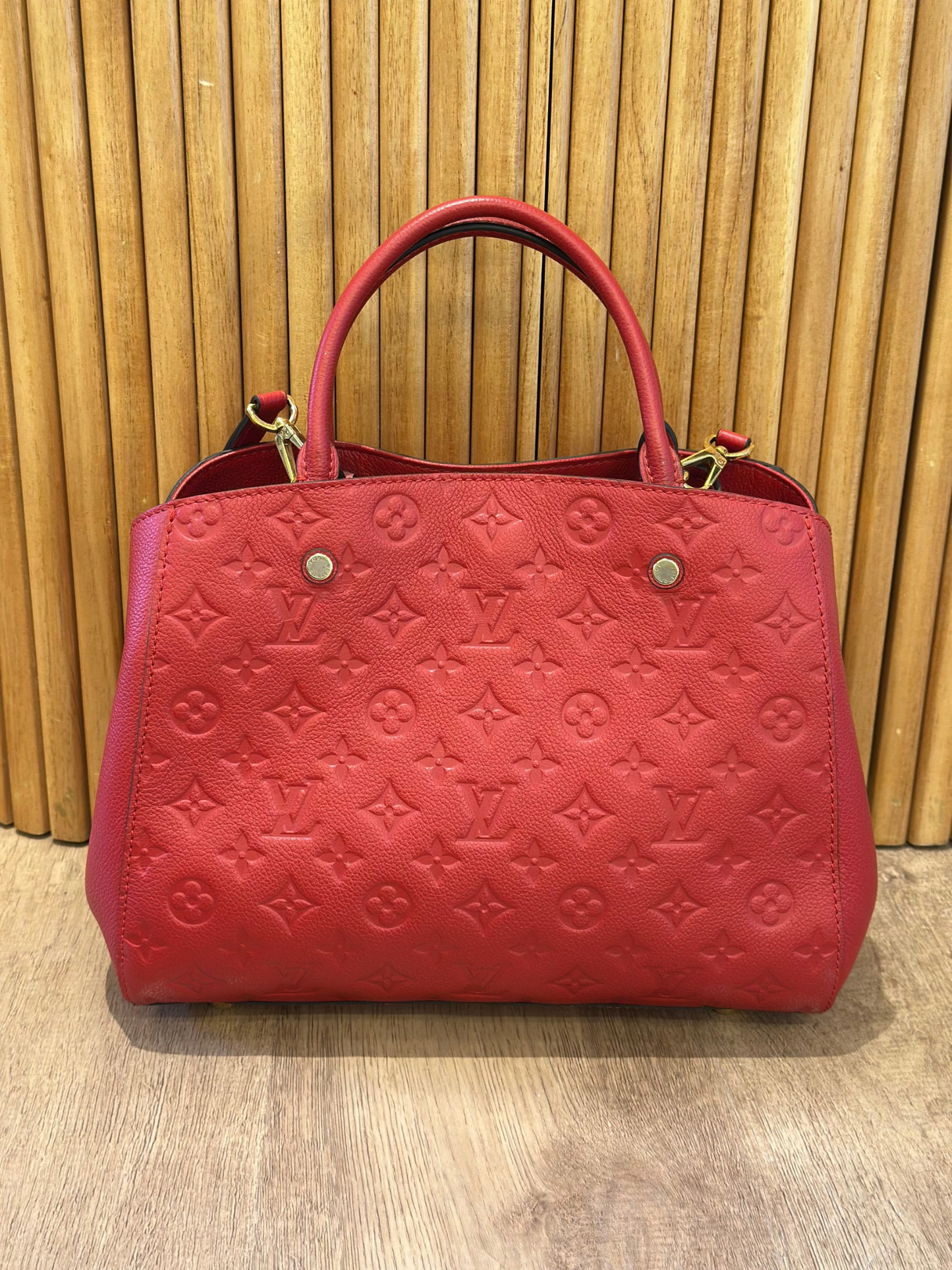 Cartera Roja Louis Vuitton Montaigne