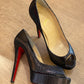 ⁠Sandalia Christian Louboutin Banana Peep Toe (37.5)