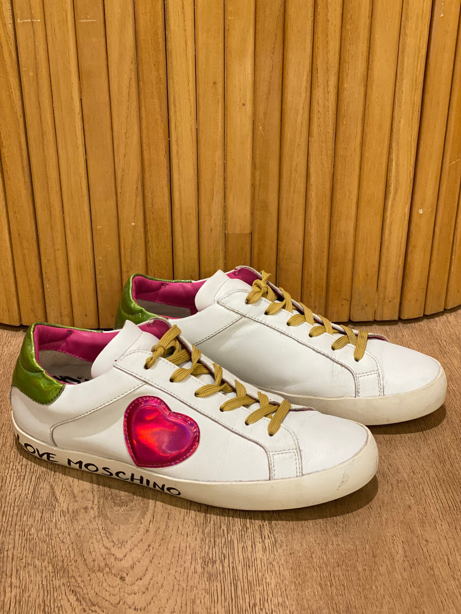 Champion Moschino Heart Patch (Talle 38)