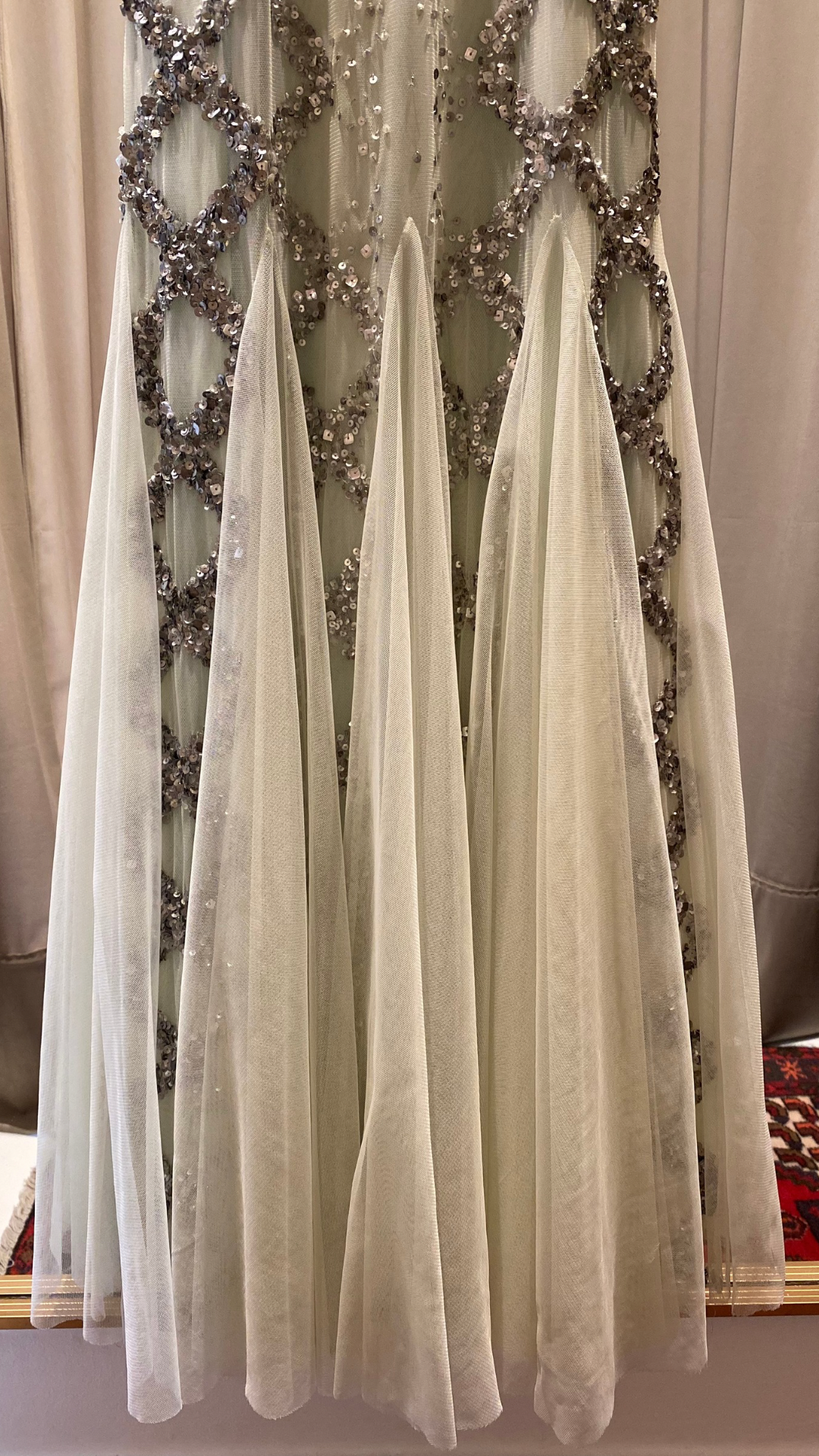 Vestido Largo con Lentejuelas Limón (Talle P)