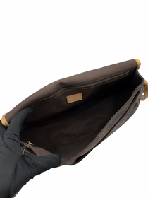 Bandolera Grande Louis Vuitton Menilmontant