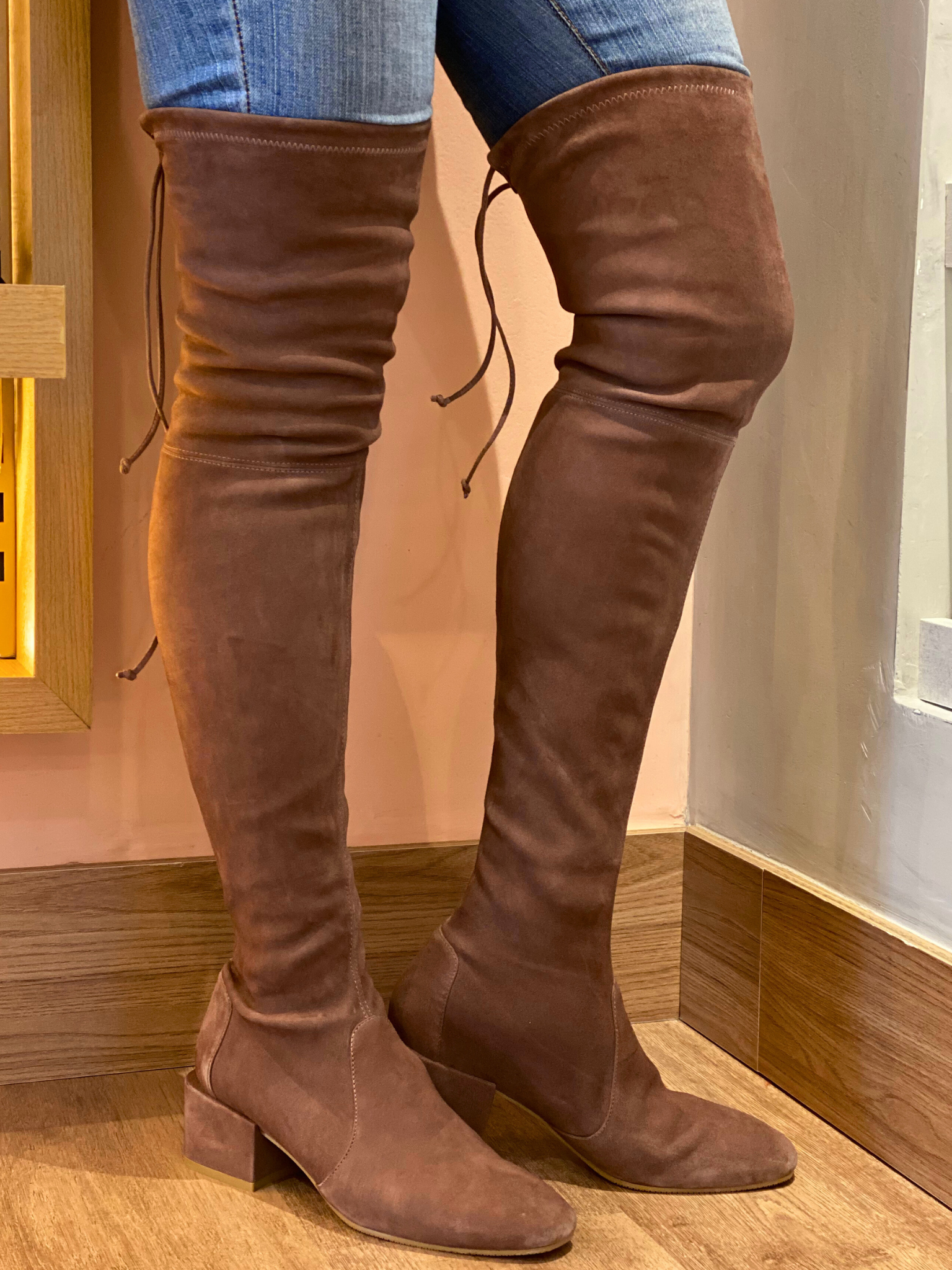 Botas Gamuzadas Stuart Weitzman (39.5)