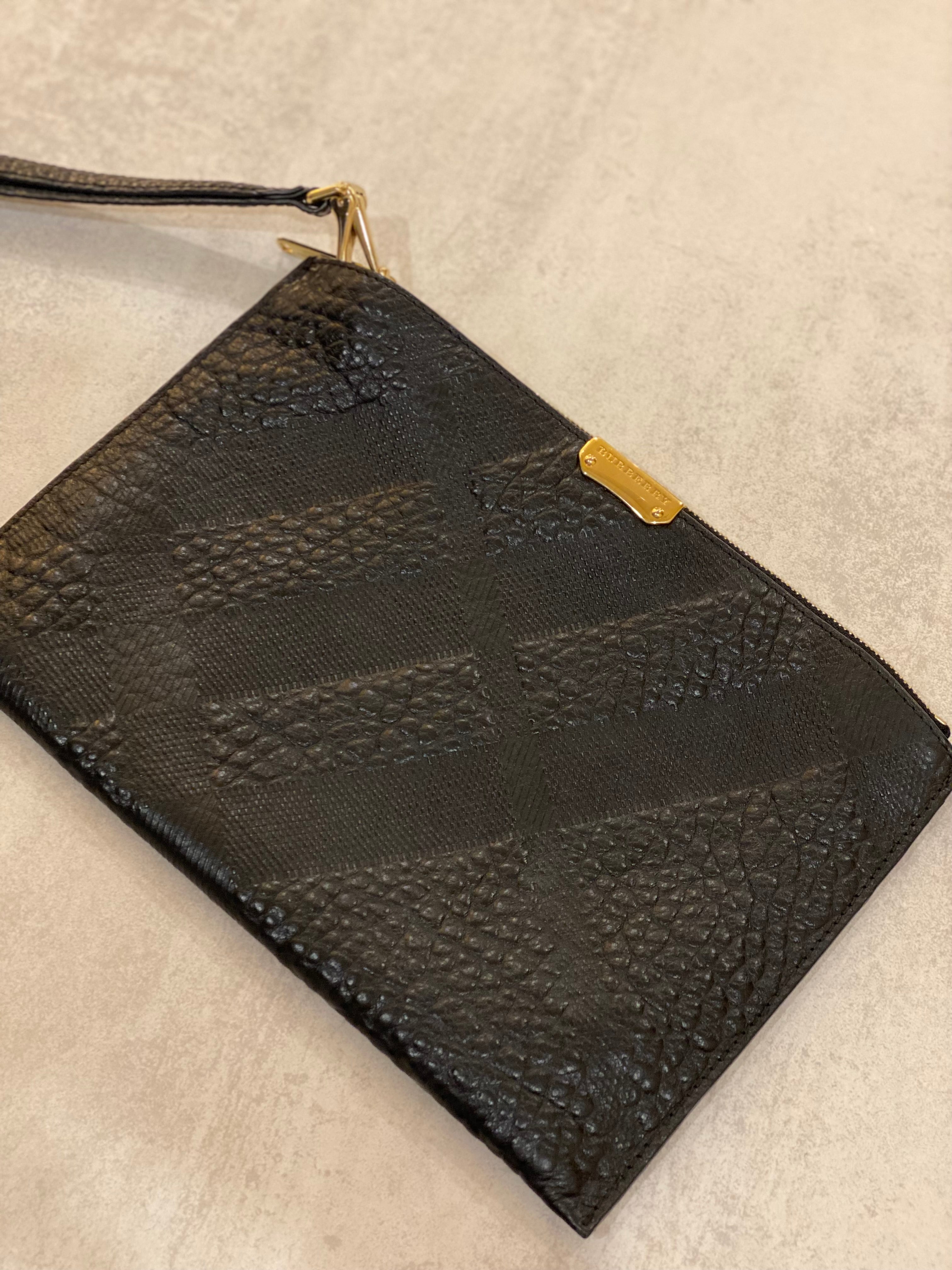 Clutch Burberry Peyton Check