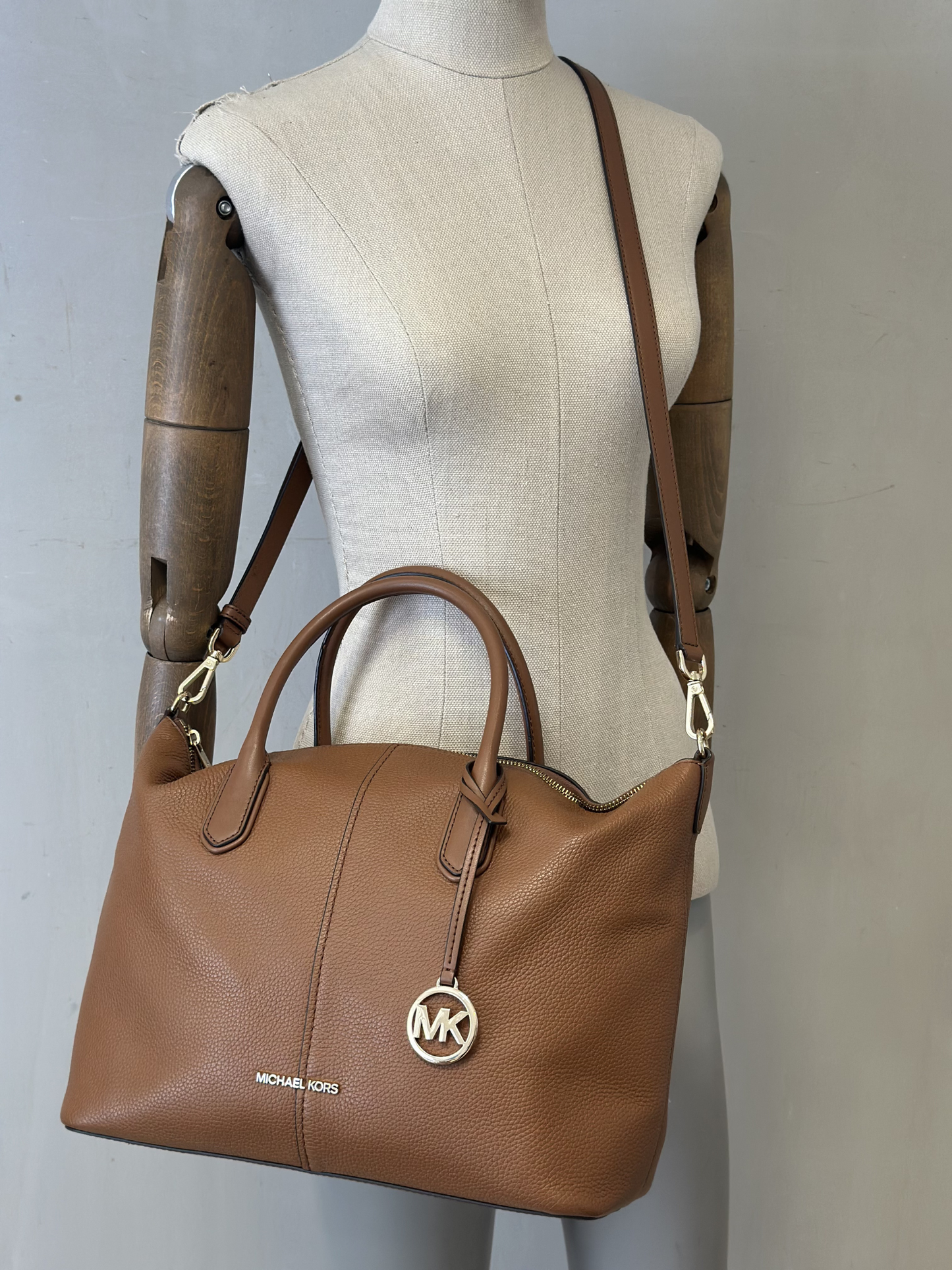 Cartera Marrón Michael Kors Hyde Large Satchel