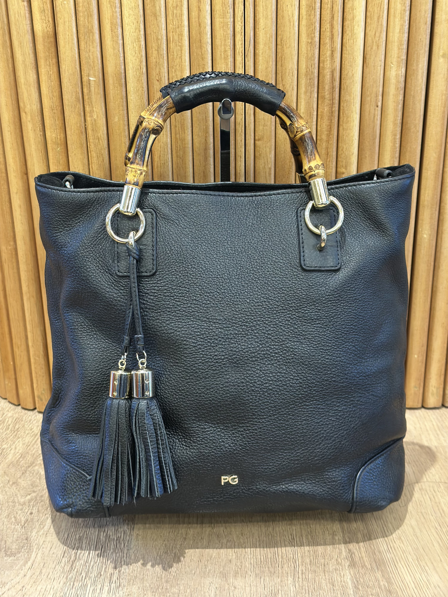 Cartera Negra Purificación García