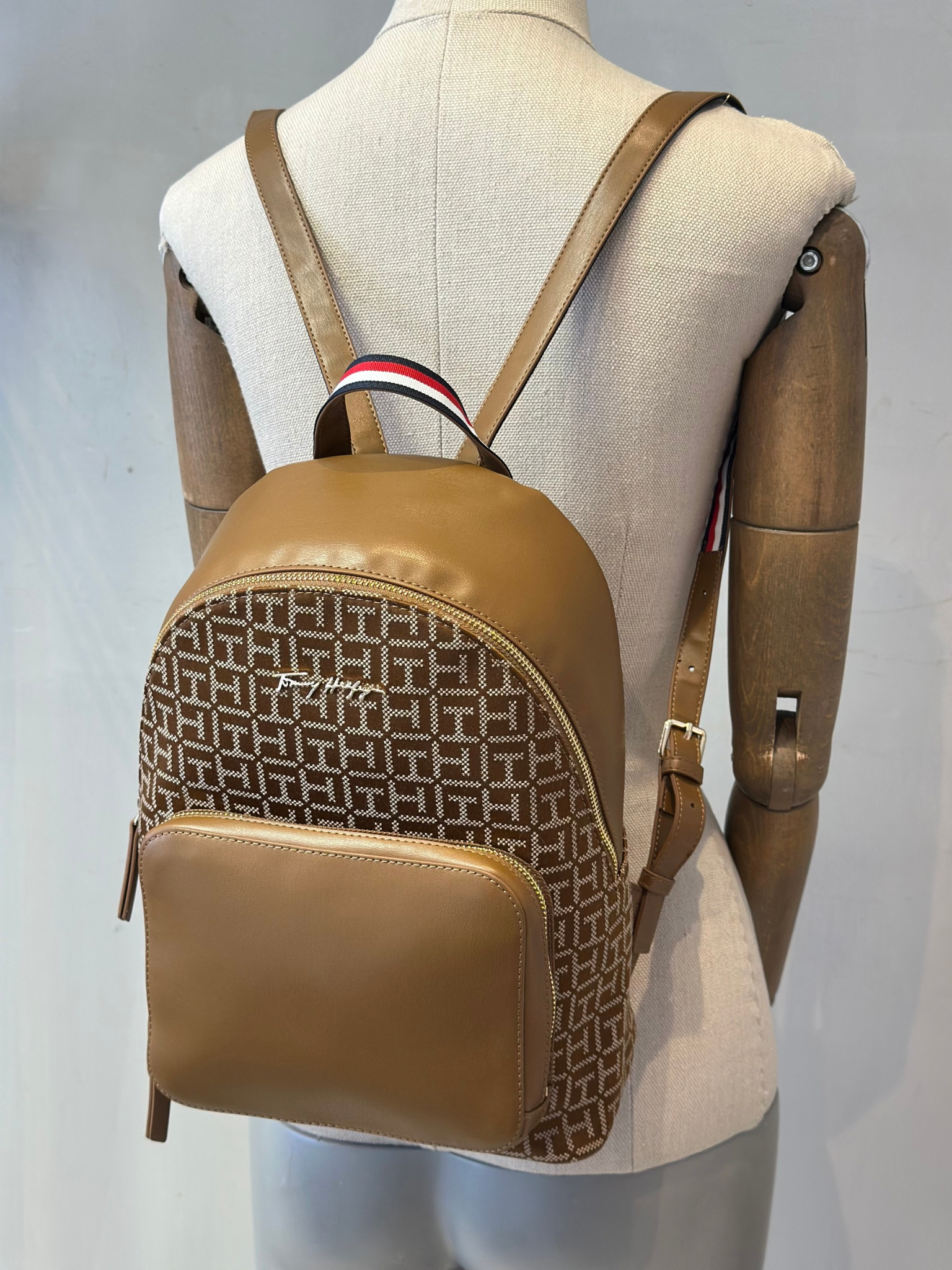 Mochila Marrón Tommy Hilfiger