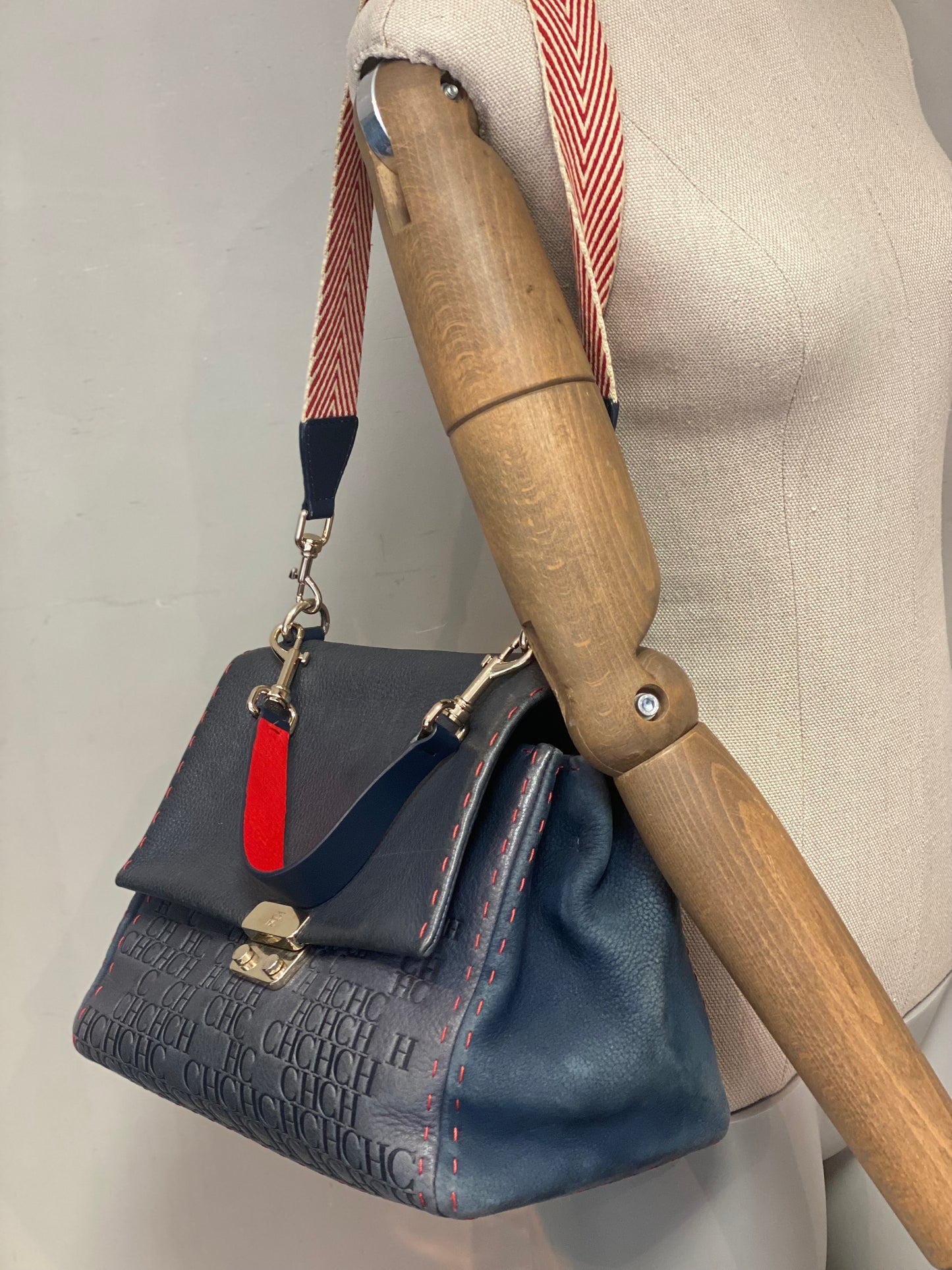 Cartera Carolina Herrera Baret Azul