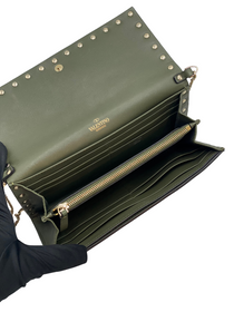 Clutch Verde Valentino Garavani Rockstud