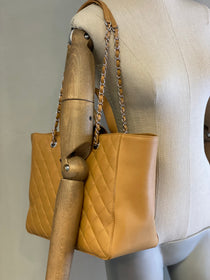 Cartera Chanel CC Box Shopping Tote Large