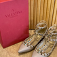 Chatitas Valentino Garavani Rosckstud (39)