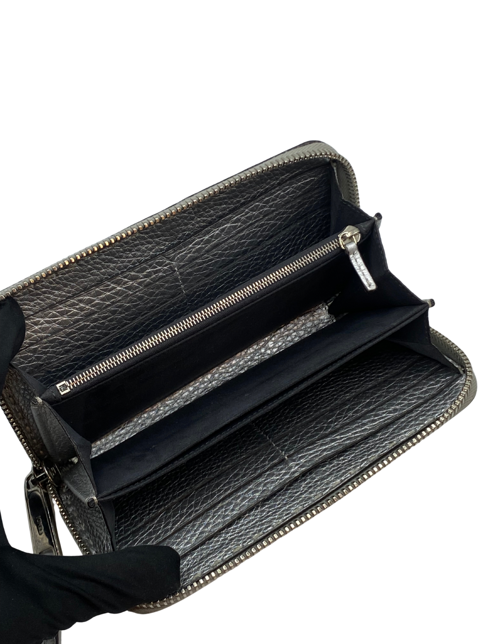 Billetera Plateada Fendi