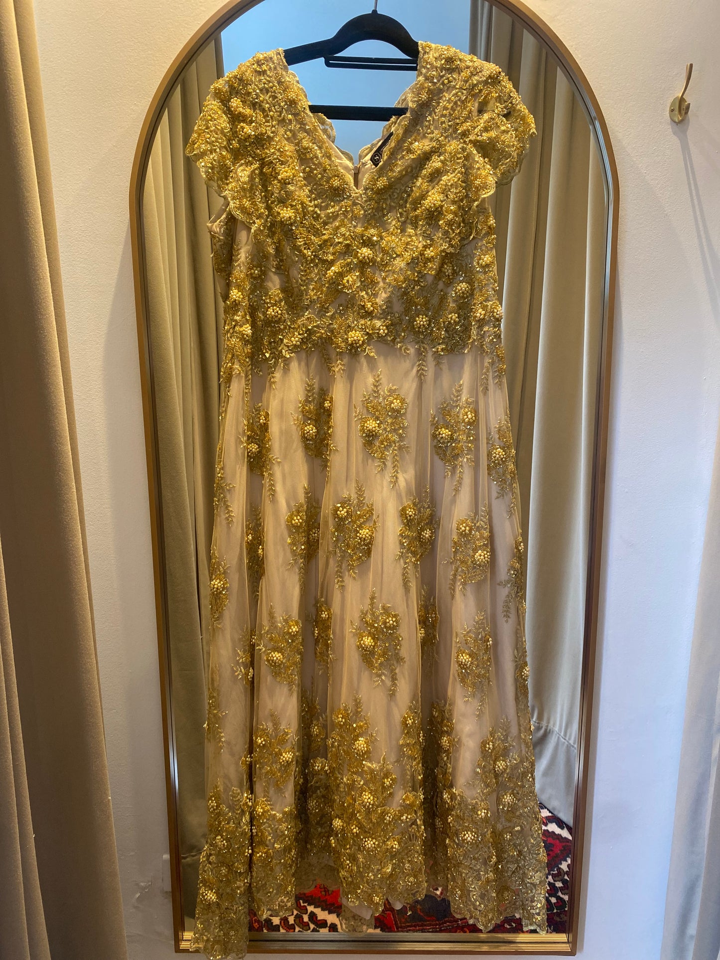 Vestido Bordado Stephanie Gosling (Talle XG)