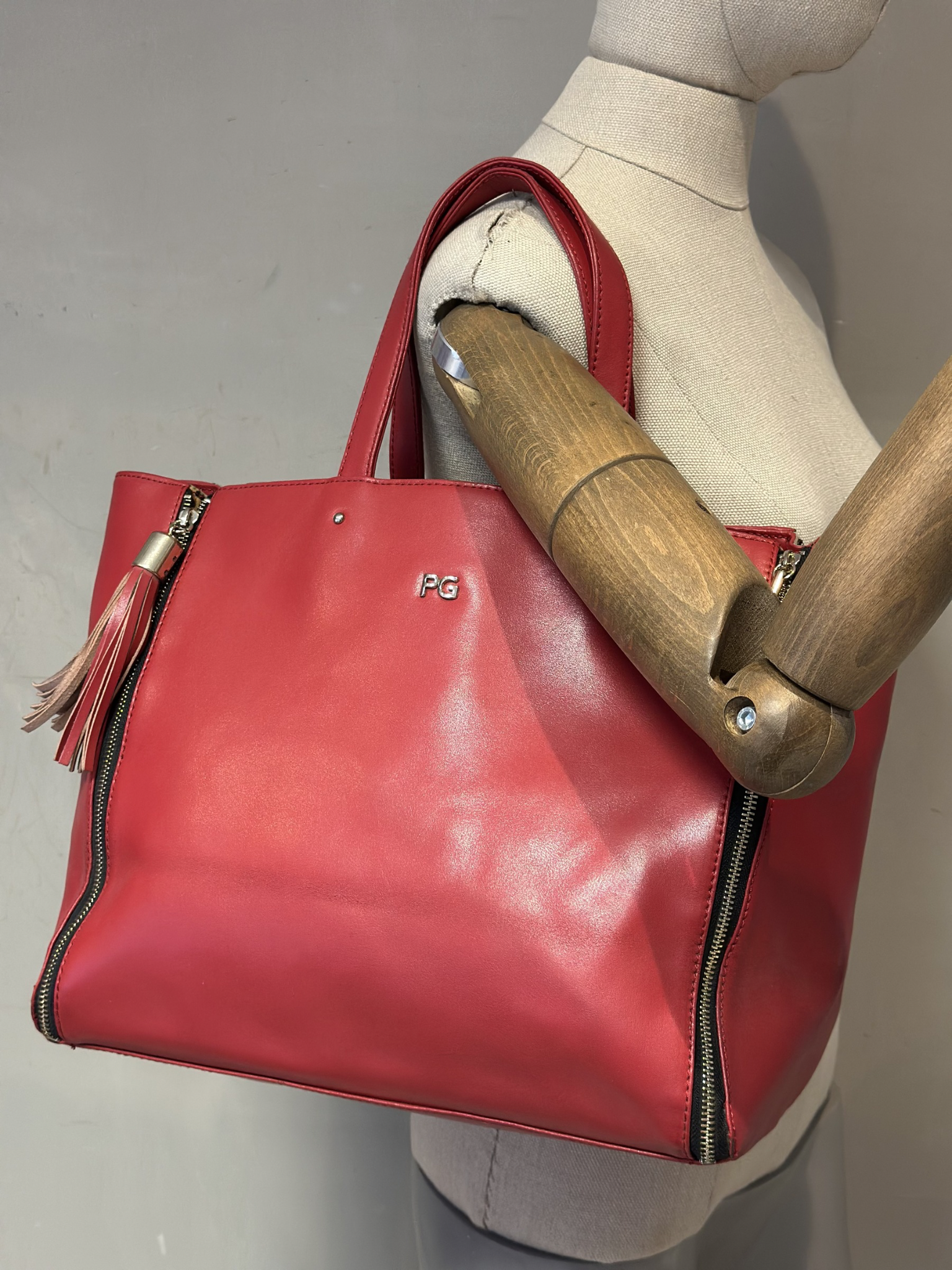 Cartera Roja Purificación García Tote Bag