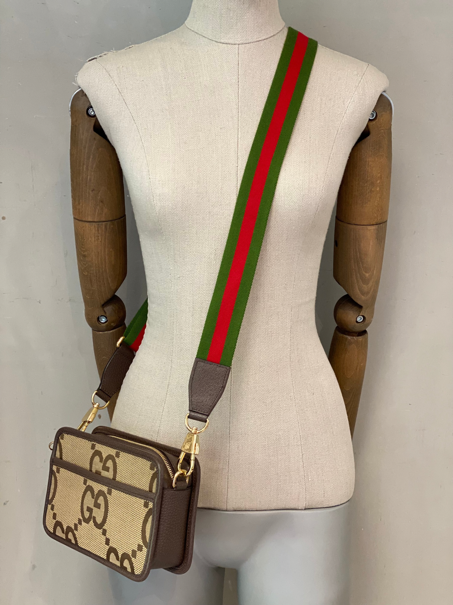 Bandolera Gucci Jumbo GG