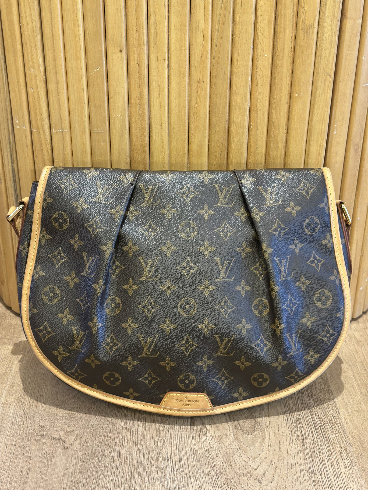 Bandolera Grande Louis Vuitton Menilmontant