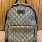 Mochila Pequeña Gucci GG Supreme Gold Bees