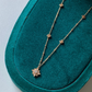 Collar Gucci Flower Double G con Diamantes