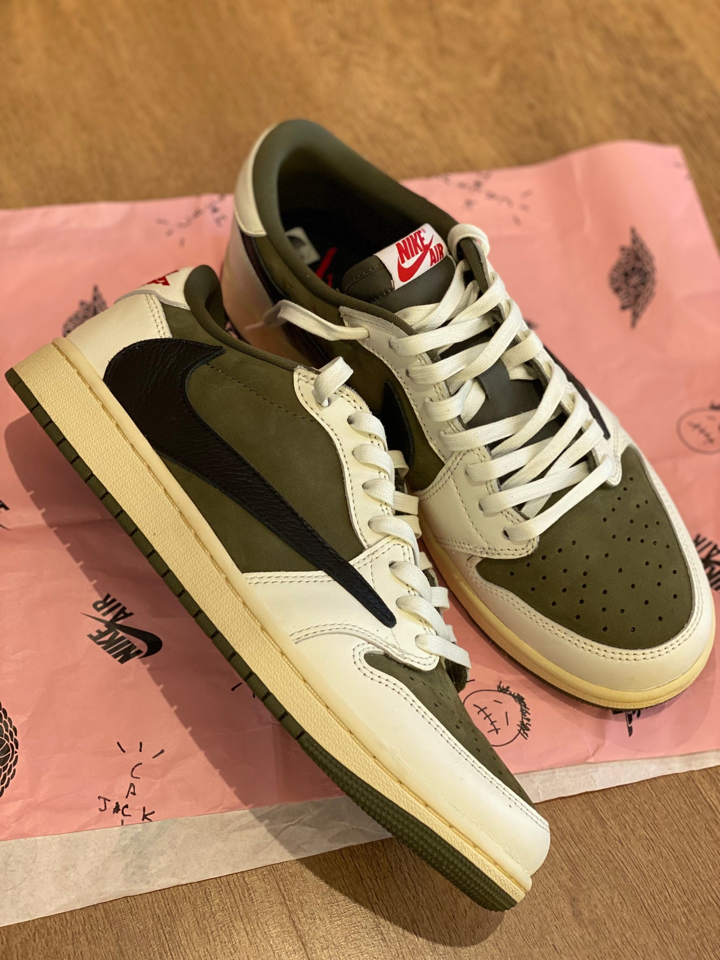 Champion Air Jordan 1 Low x Travis Scott Medium Olive (Us 9 Masc)