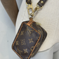 Mini Bolso Louis Vuitton Wapity Pouch