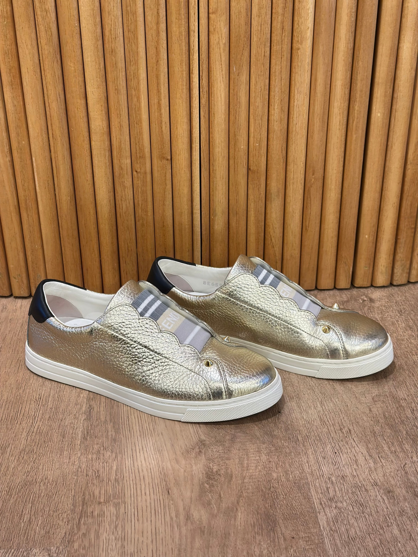 Alpargatas Doradas Fendi Rockoclick (38)