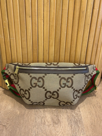 Riñonera Gucci Jumbo GG Canvas