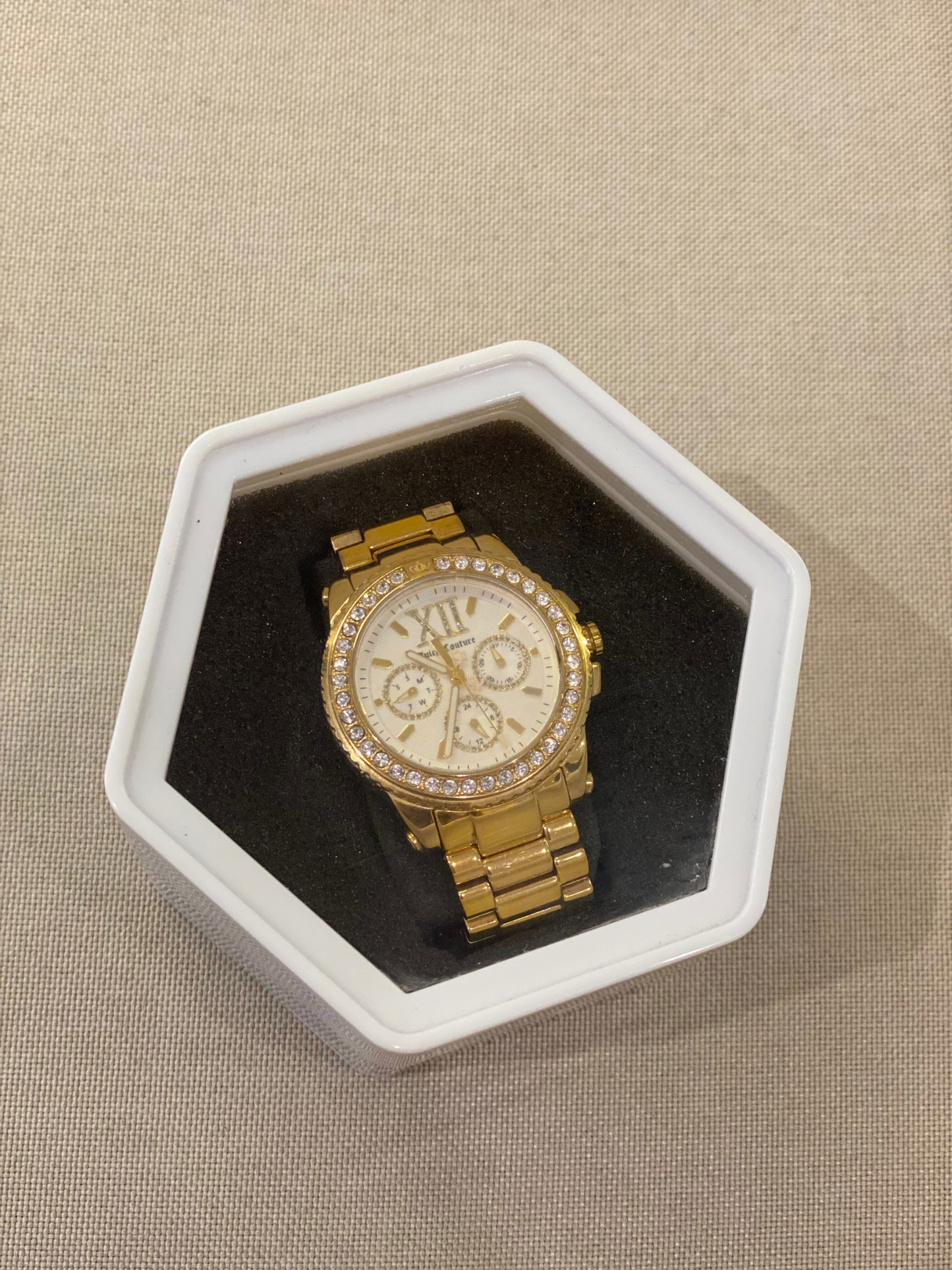 Reloj Tono Dorado con Cristales Juicy Couture