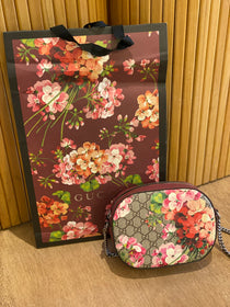 Bandolera Gucci GG Supreme Blooms