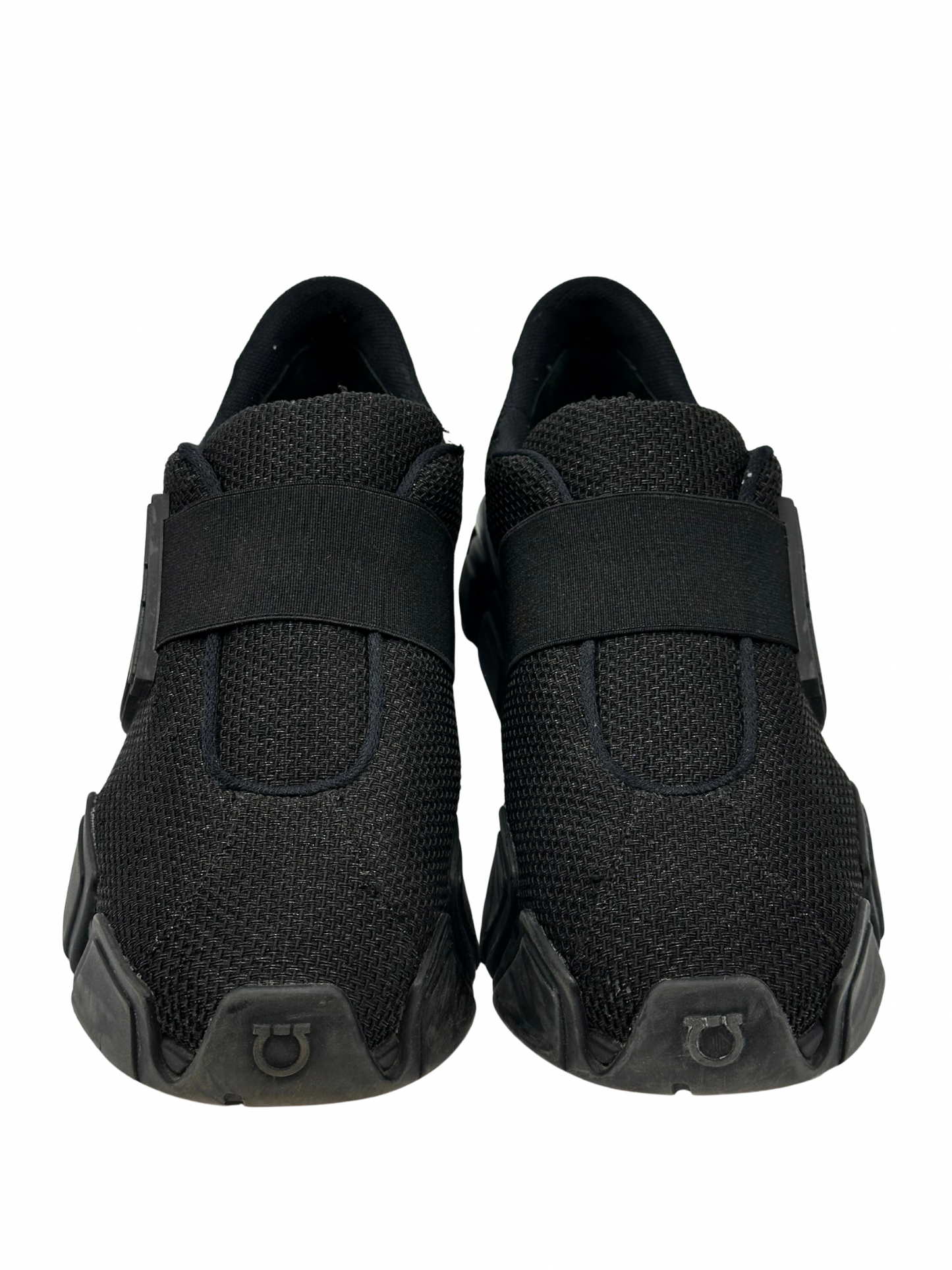 Champion Salvatore Ferragamo Gancini (8)