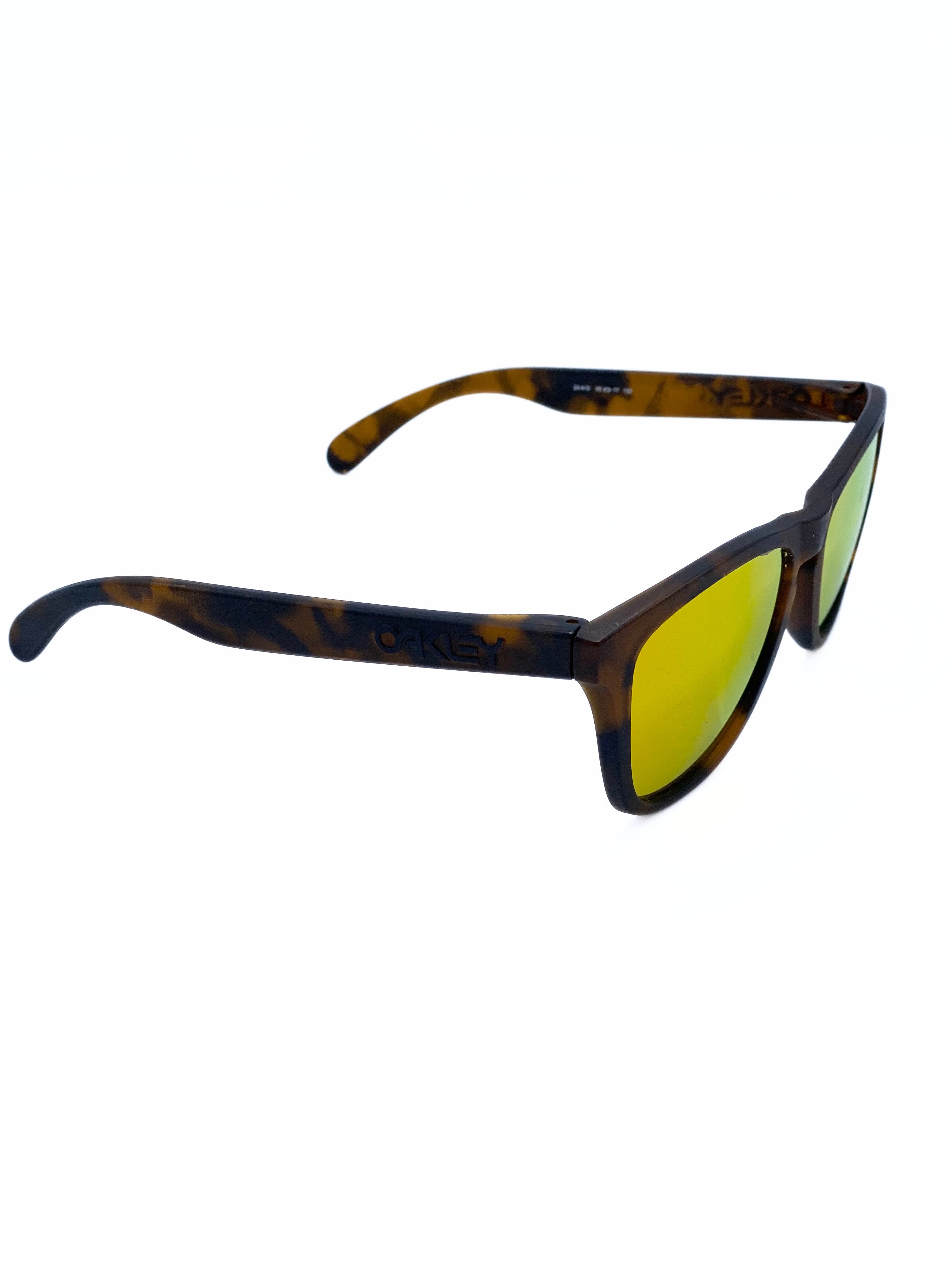 ⁠Lente de Sol Oakley Frogskins