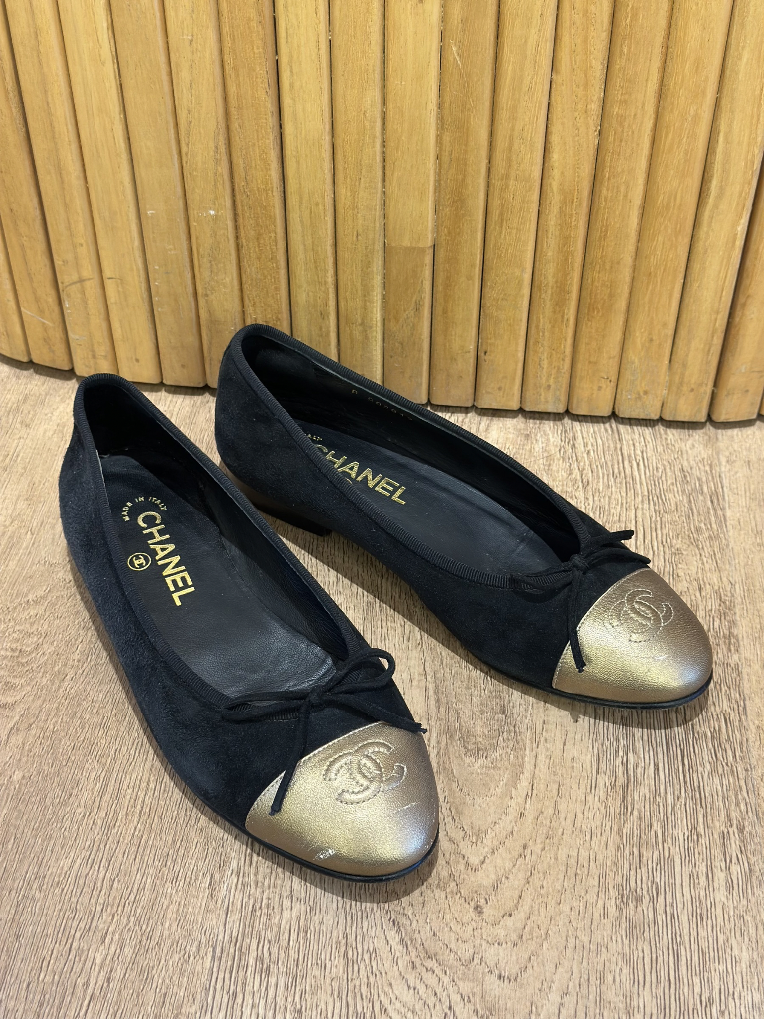 Chatitas Bicolor de Terciopelo Chanel (38)